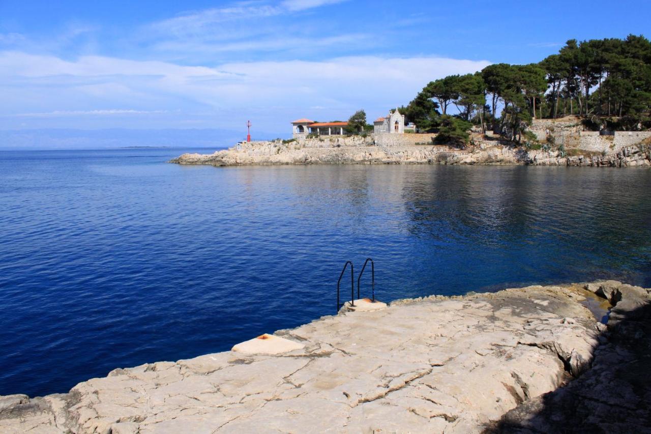 Apartments With A Parking Space Veli Losinj, Losinj - 8029 Экстерьер фото